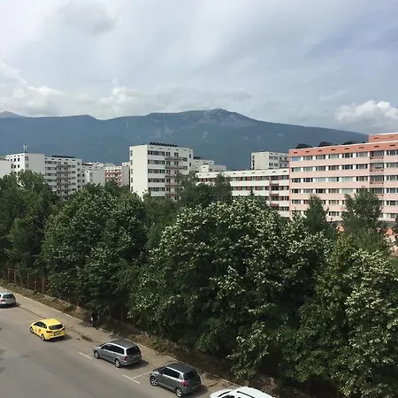 Deluxe Studentski Grad Sófia